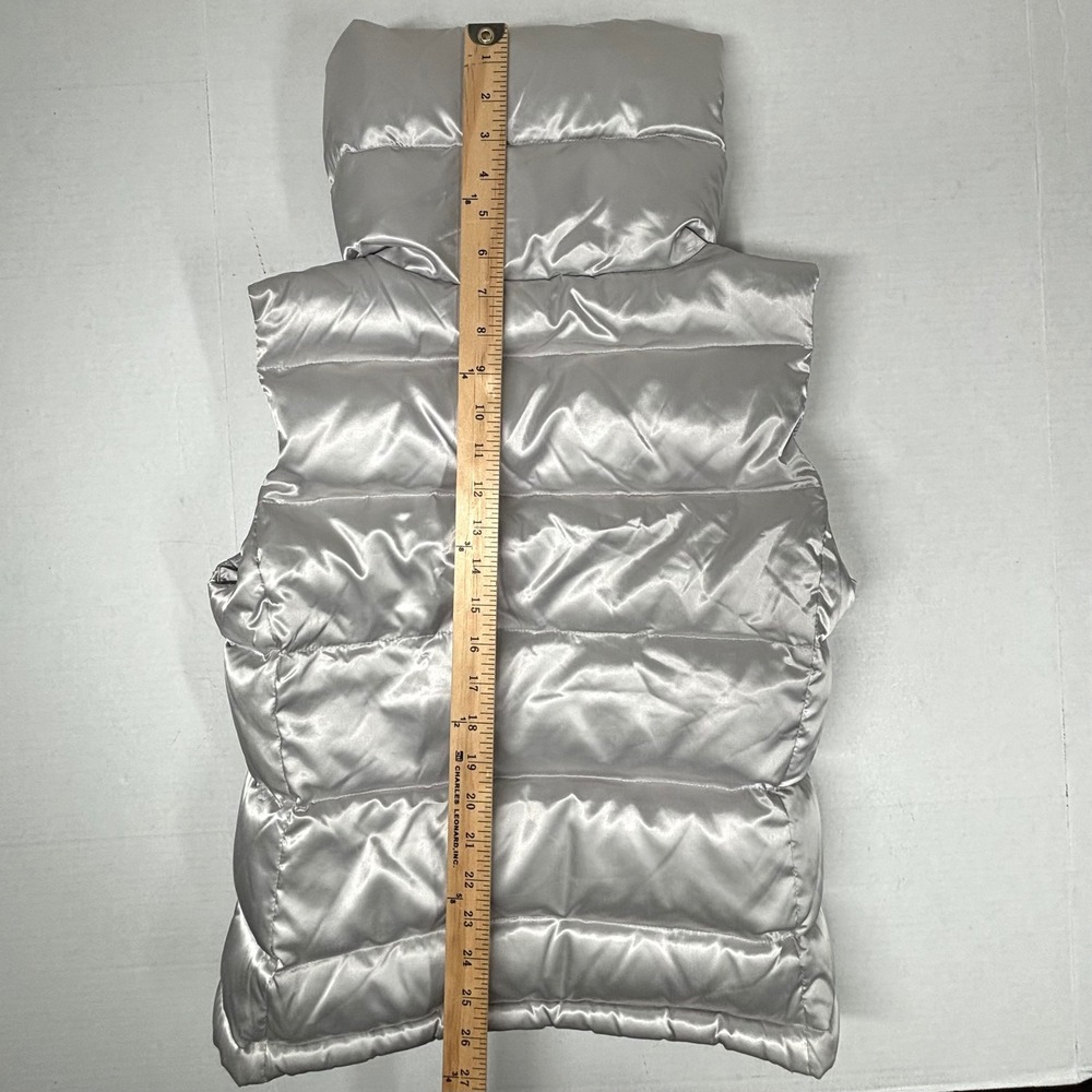 Talbots Petites Down Puffer Vest Quilted Zip Silver Womens Turtleneck Button EUC - Picture 6 of 9